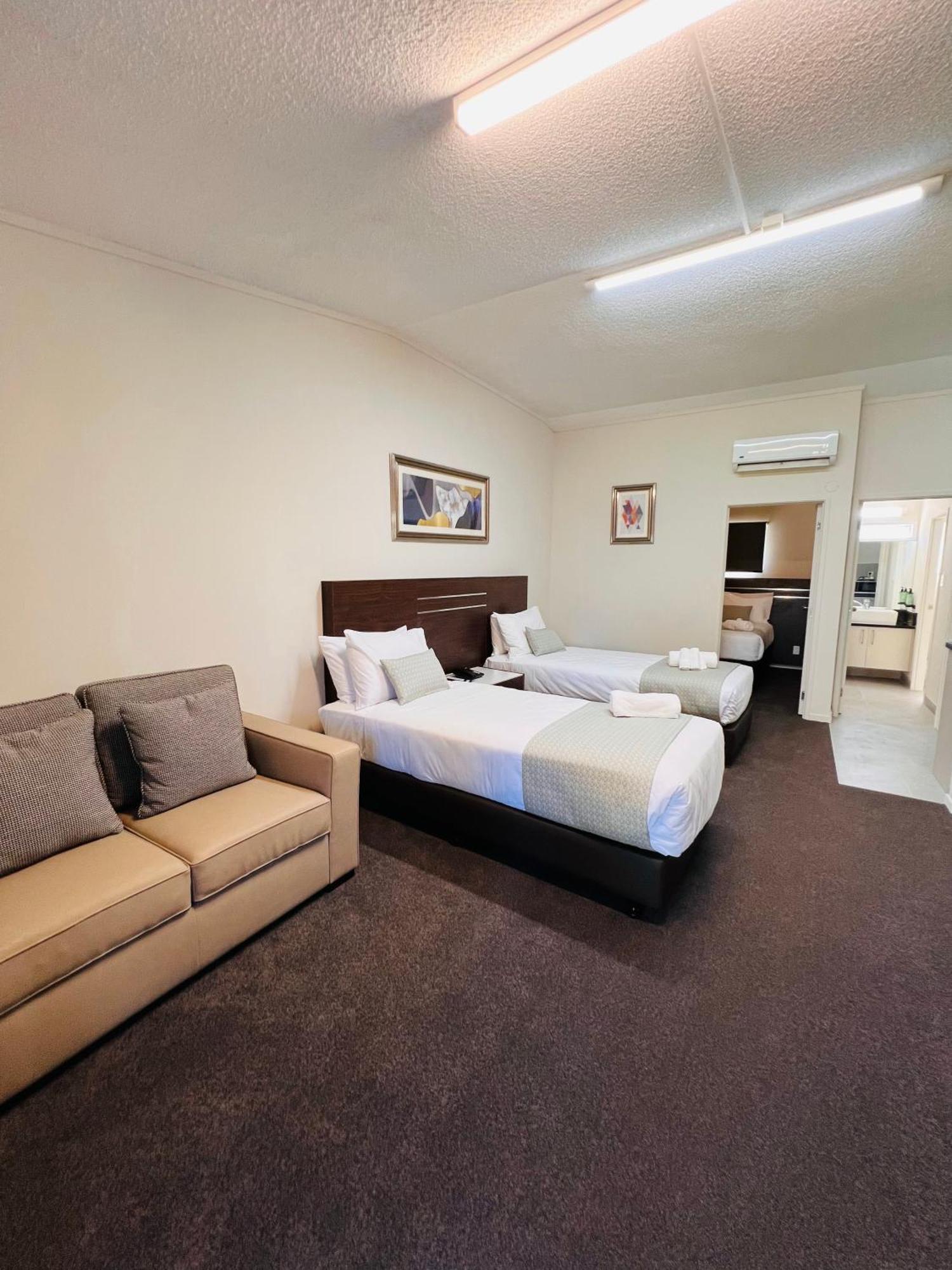 Auckland Airport Kiwi Motel Buitenkant foto